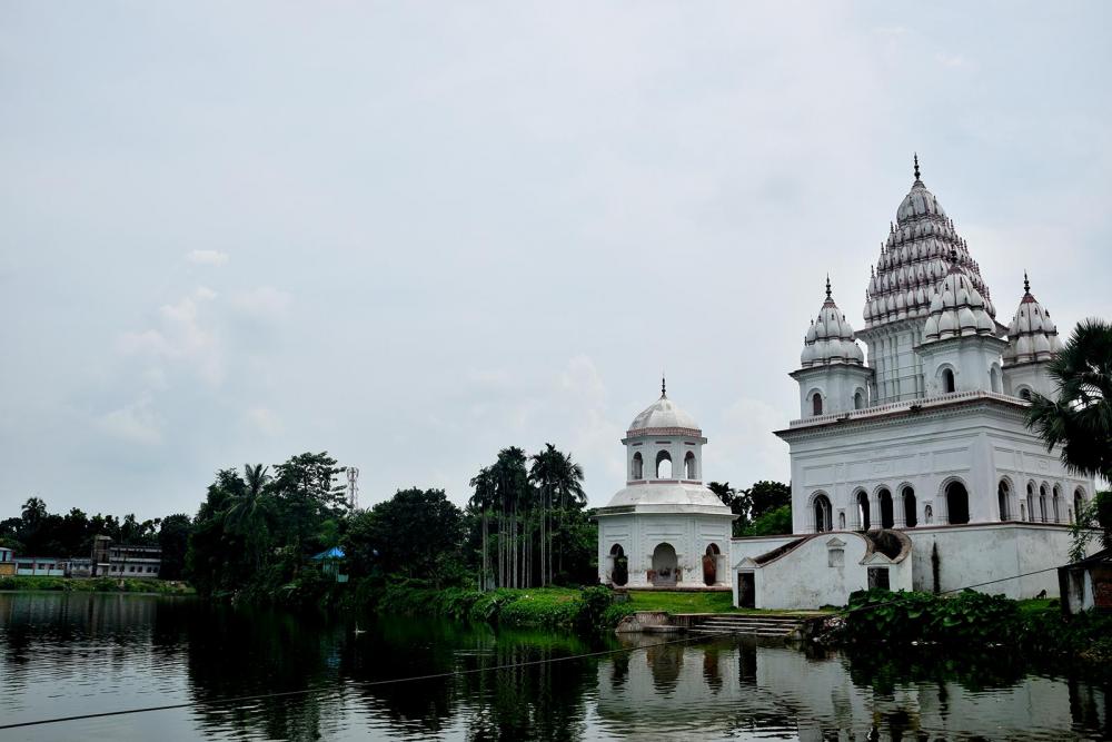 Puthia Temple Complex